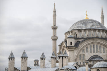 Nikon magazine - Figen Kokol in Istanbul with the DX 16-50mm